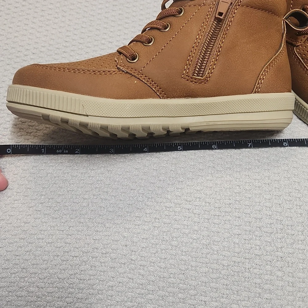 Deerstags boots, size 12 medium